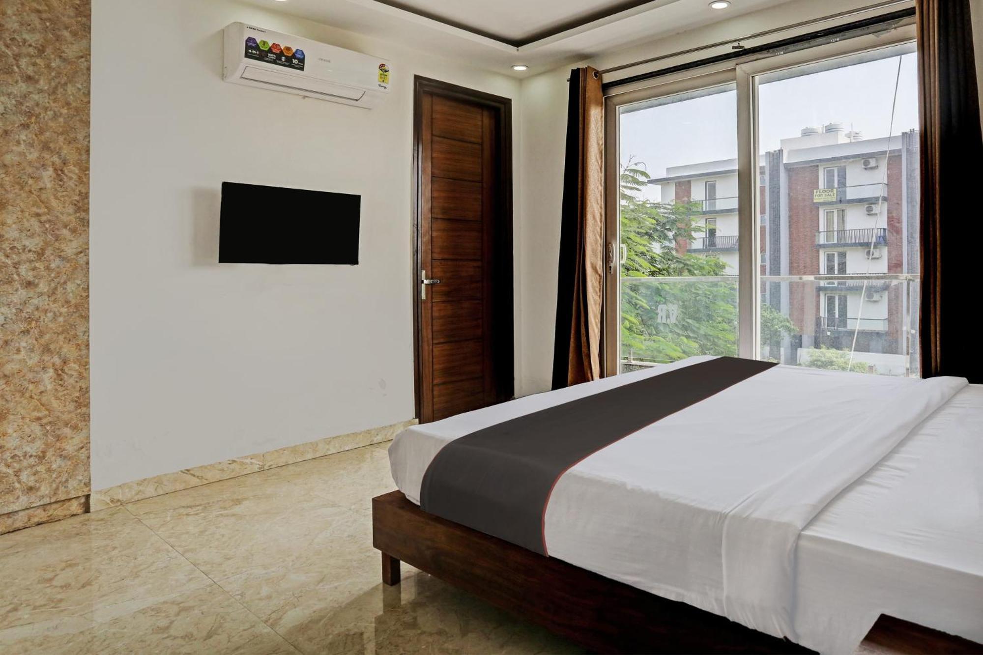 Hotel O Vikrant Residency Ґурґаон Екстер'єр фото